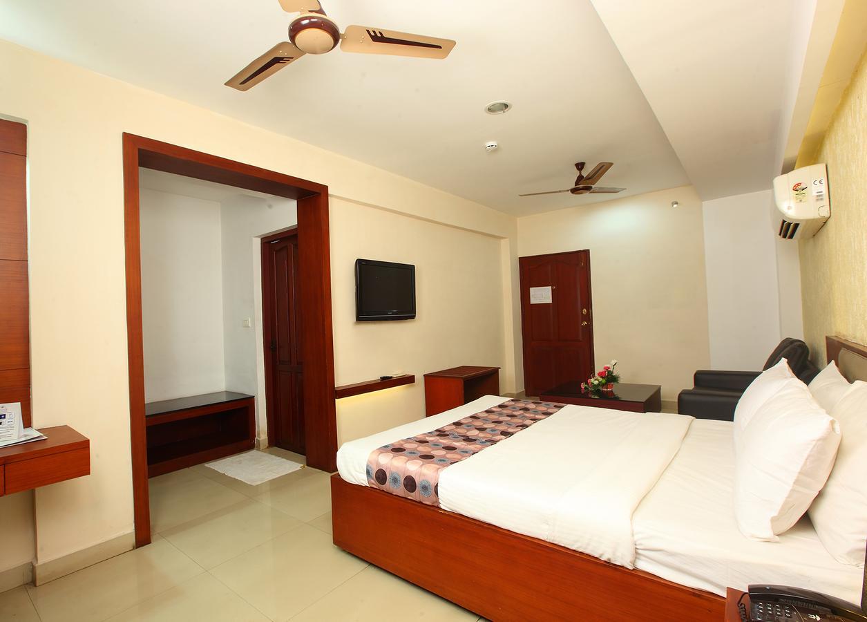 Trichur Towers Thrissur Exterior foto
